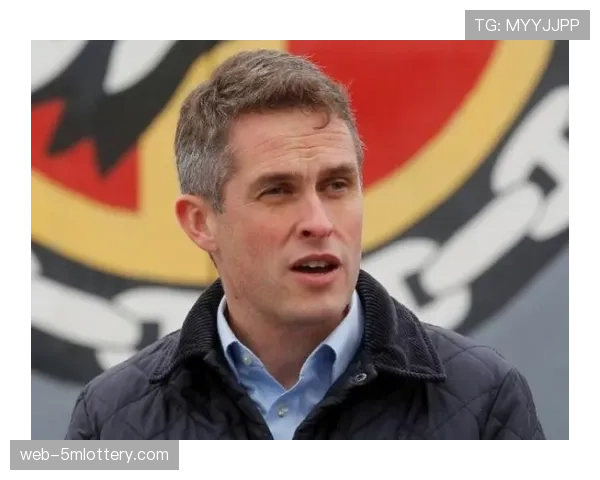 英格兰女足队长威廉姆森谈膝伤恢复与卫冕女足欧洲杯目标